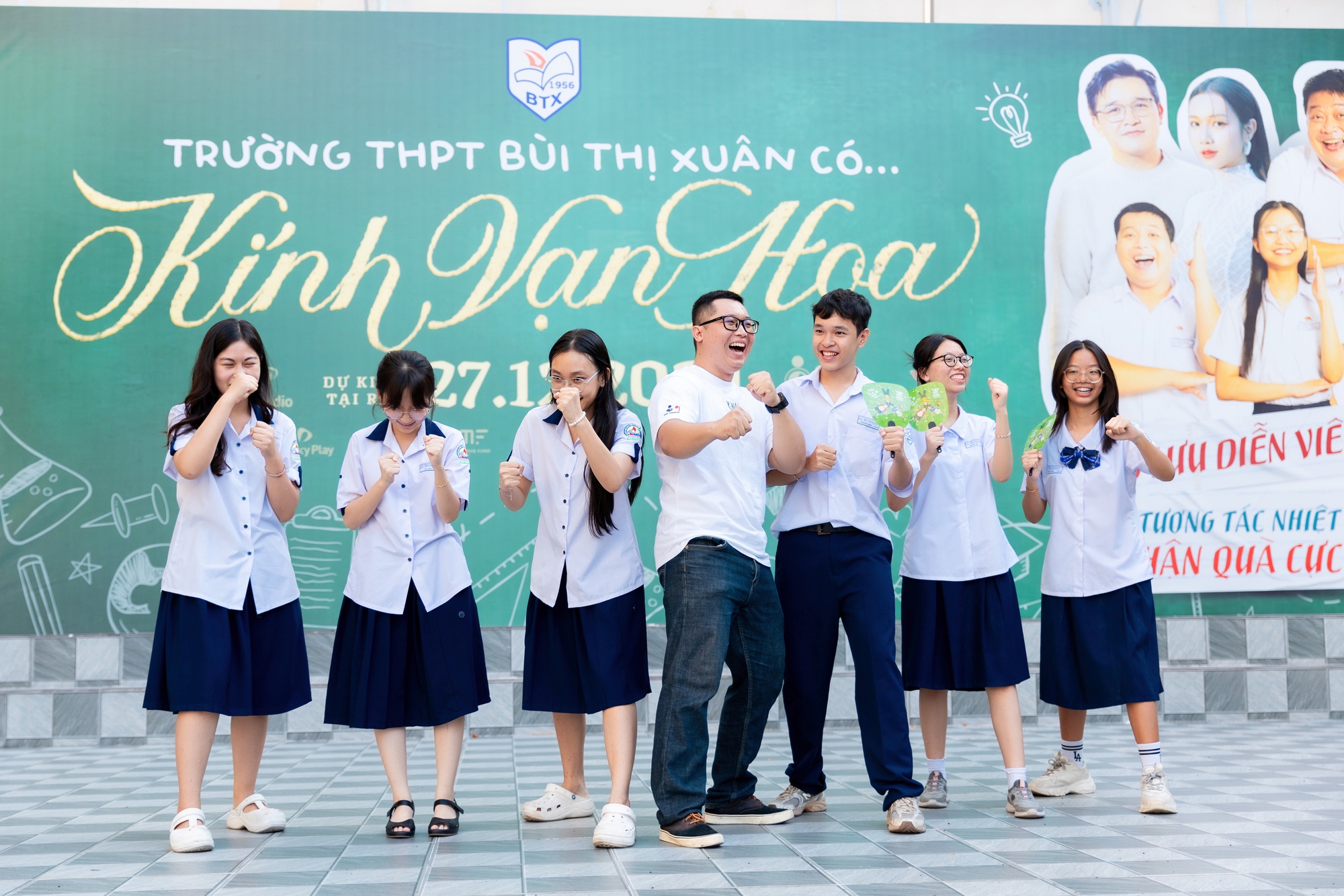 Võ Thanh Hòa tiết lộ: &quot;Kính vạn hoa&quot; là phim chữa lành- Ảnh 3.