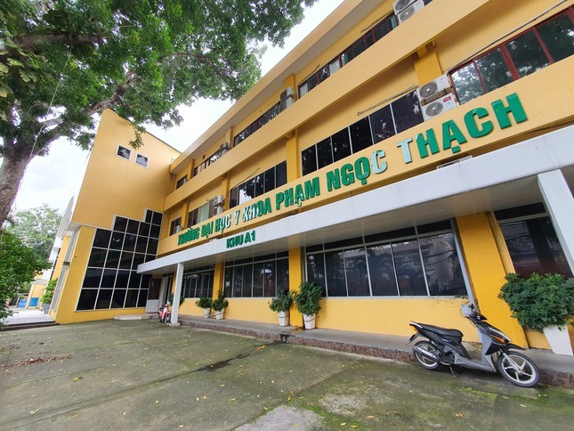 Ph&aacute;t hiện nhiều vi phạm ở hai cơ sở đ&agrave;o tạo đại học tại TPHCM - Ảnh 1.