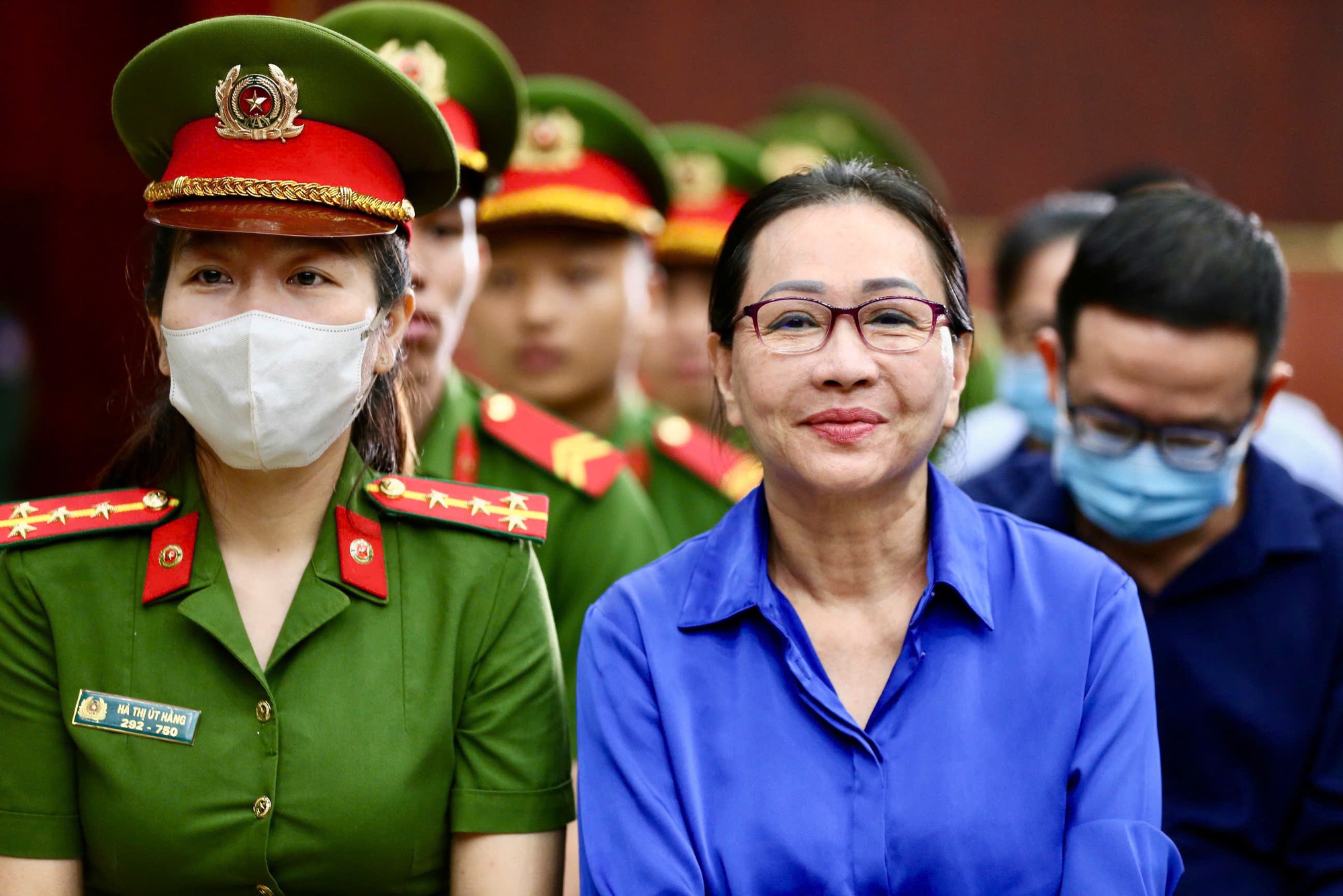 Bị tuyên án tử hình, bà Trương Mỹ Lan vẫn có 1 cơ hội cuối cùng để giảm án chung thân? - Ảnh 1.