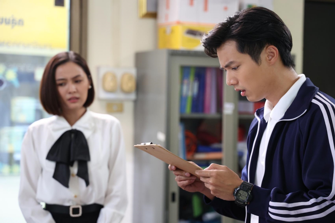 Chồng không cho vợ đứng tên nhà, 10 năm sau, tôi đưa cho tờ giấy xác nhận tài sản làm anh ấy giận dữ và xé nát vụn - Ảnh 1. Chồng không cho vợ đứng tên nhà, 10 năm sau, tôi đưa cho tờ giấy xác nhận tài sản làm anh ấy giận dữ và xé nát vụn - Ảnh 1.
