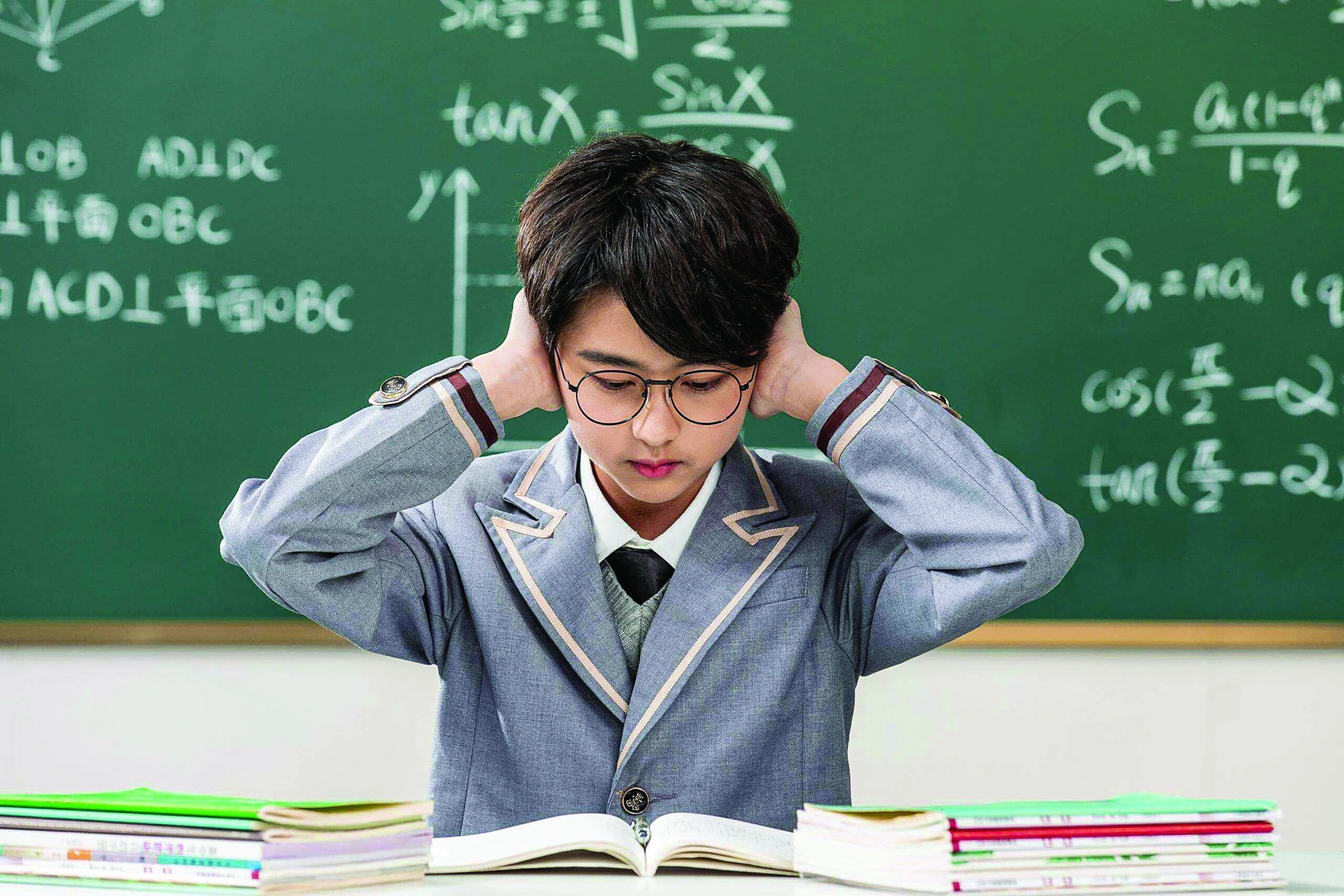 Chuyên gia giáo dục Stanford chỉ cách phá bỏ lời nguyền ‘con sãi ở chùa lại quét lá đa’: Cha mẹ trung lưu học ngay để giúp con bứt phá- Ảnh 4. Chuyên gia giáo dục Stanford chỉ cách phá bỏ lời nguyền ‘con sãi ở chùa lại quét lá đa’: Cha mẹ trung lưu học ngay để giúp con bứt phá- Ảnh 4.