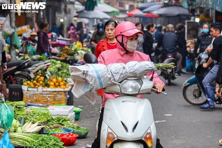 Thị trường mùng 1 cuối cùng của năm Giáp Thìn: Giá cau tăng gấp đôi - Ảnh 18.