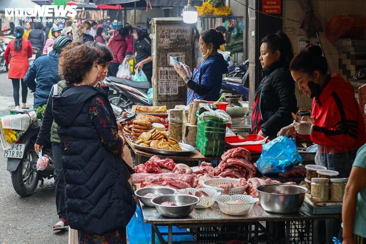 Thị trường mùng 1 cuối cùng của năm Giáp Thìn: Giá cau tăng gấp đôi - Ảnh 15.