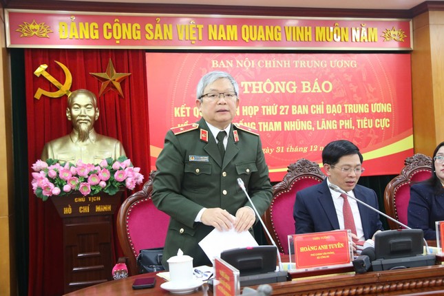 Bà Lê Thúy Hằng và nhiều nhân sự 'chủ chốt' Công ty Vàng bạc đá quý SJC bị khởi tố - Ảnh 1.