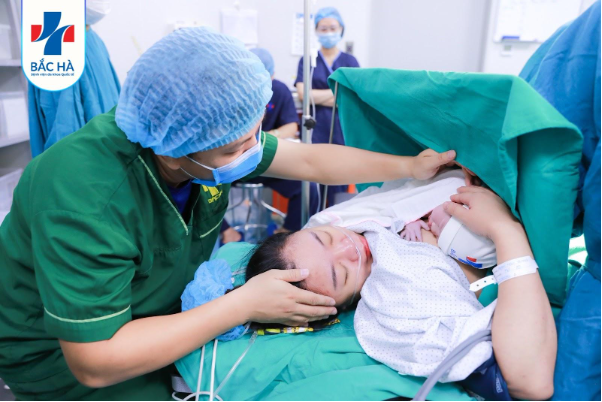 Ưu đ&atilde;i c&aacute;c dịch vụ thai sản l&ecirc;n tới 40% mừng 8 năm th&agrave;nh lập Bệnh viện ĐKQT Bắc H&agrave; - Ảnh 2.