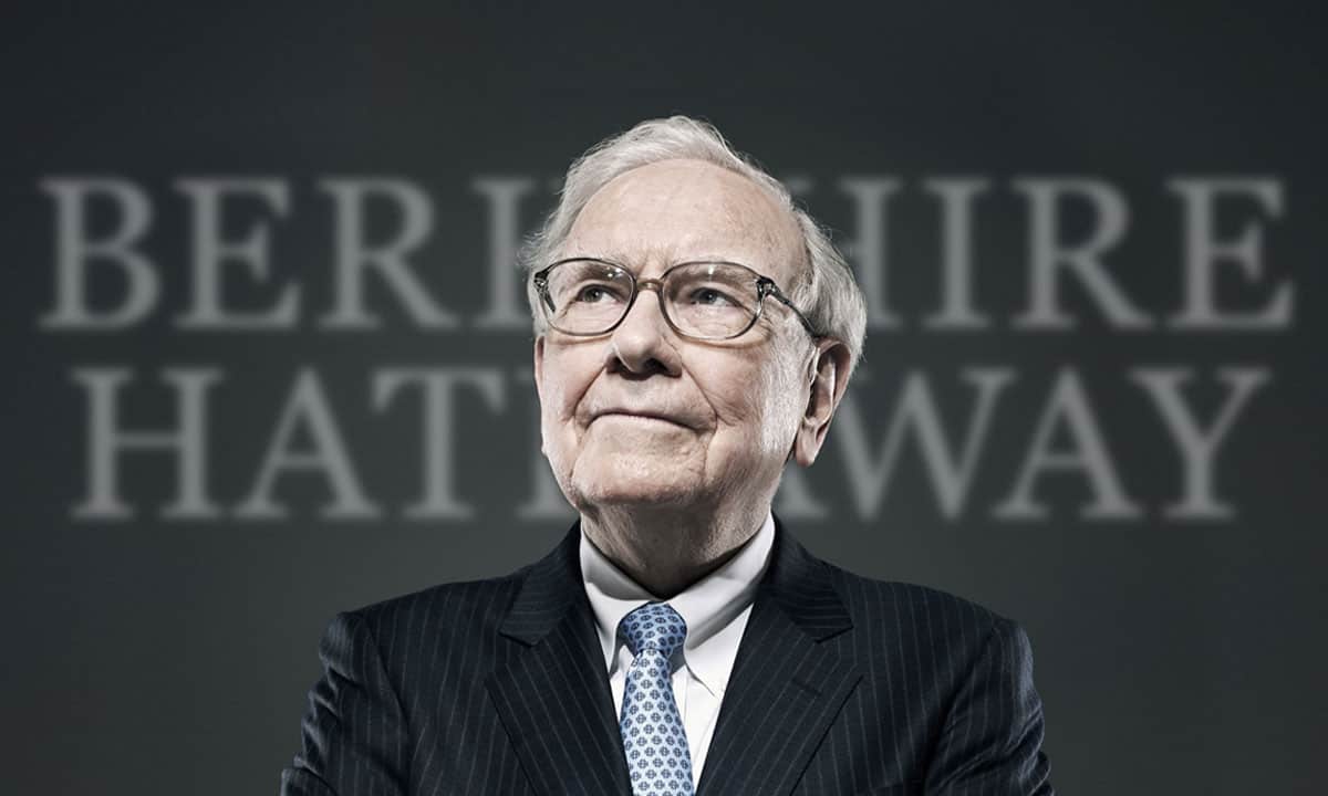 &quot;Thiên tài đầu tư&quot; Warren Buffett chỉ ra lý do tại sao trẻ em nghèo dù có học đại học cũng không thể thoát cảnh nghèo khó- Ảnh 1.