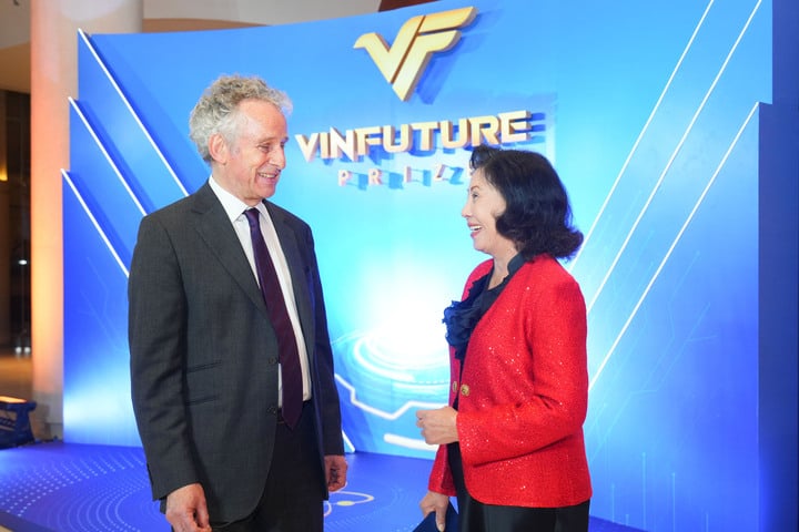 5 nhà khoa học về trí tuệ nhân tạo đạt giải thưởng danh giá nhất VinFuture 2024 - Ảnh 13. 5 nhà khoa học về trí tuệ nhân tạo đạt giải thưởng danh giá nhất VinFuture 2024 - Ảnh 13.