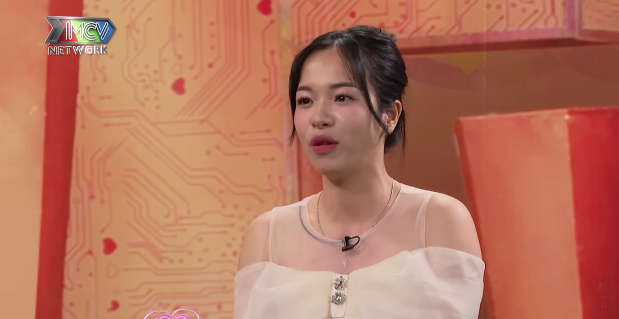 Ra mắt bị mẹ vợ hỏi vặn chuyện lệch tuổi, chú bộ đội nhanh trí đối đáp, câu trả lời không chê được điểm nào- Ảnh 3. Ra mắt bị mẹ vợ hỏi vặn chuyện lệch tuổi, chú bộ đội nhanh trí đối đáp, câu trả lời không chê được điểm nào- Ảnh 3.