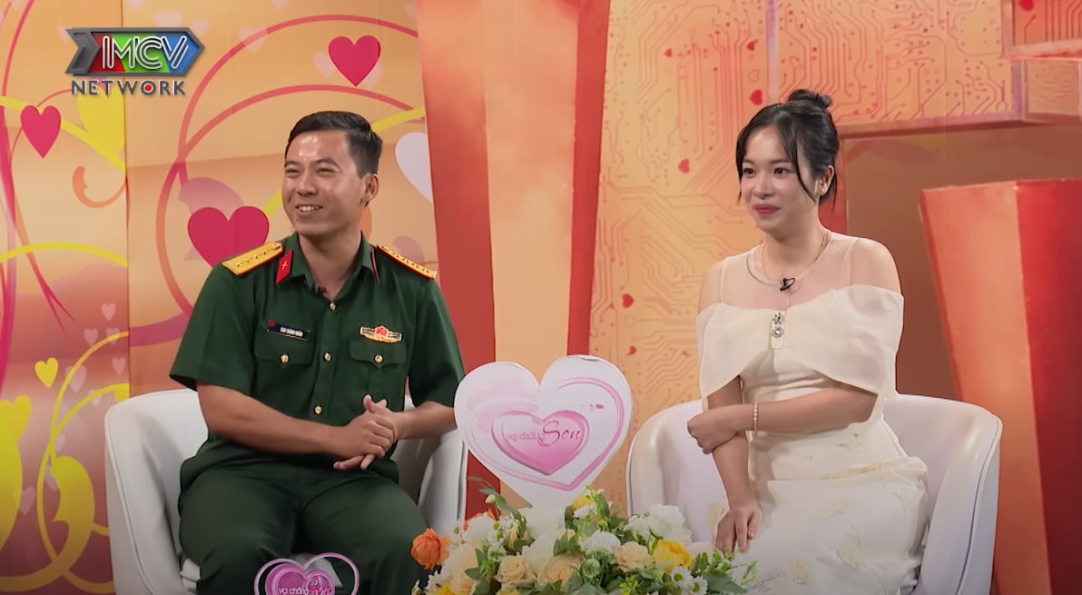 Ra mắt bị mẹ vợ hỏi vặn chuyện lệch tuổi, chú bộ đội nhanh trí đối đáp, câu trả lời không chê được điểm nào- Ảnh 2. Ra mắt bị mẹ vợ hỏi vặn chuyện lệch tuổi, chú bộ đội nhanh trí đối đáp, câu trả lời không chê được điểm nào- Ảnh 2.