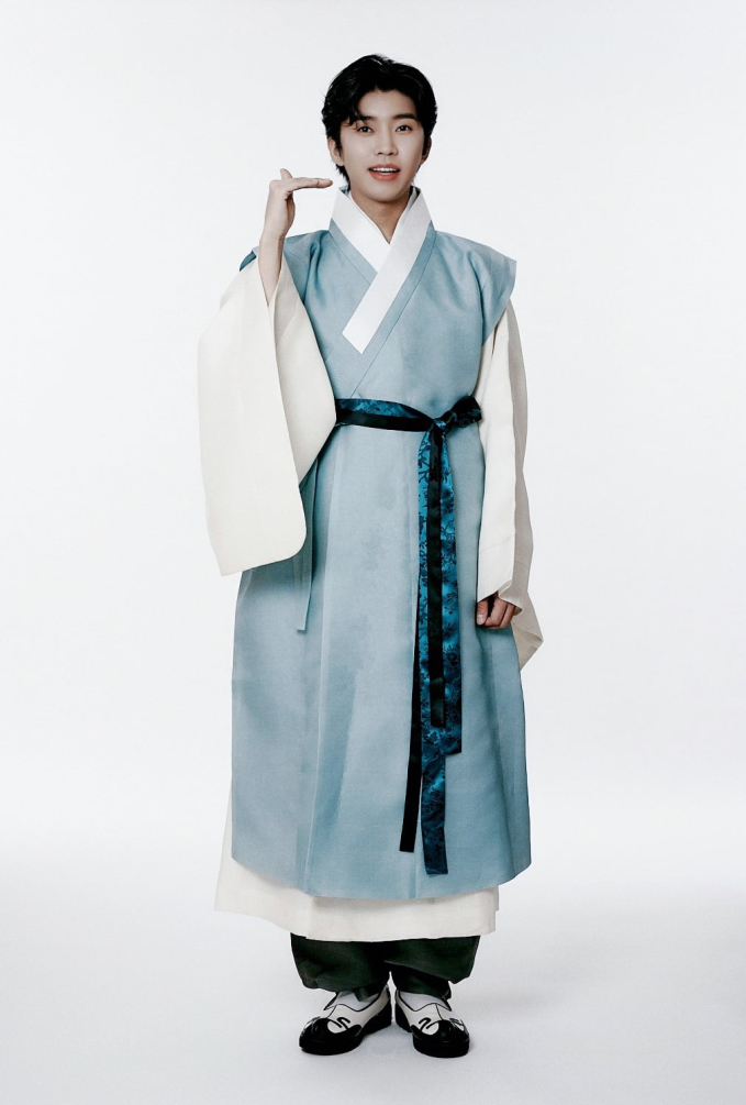 Sao thế giới nô nức đón năm mới: Hanbin diện cả Hanbok và áo dài, Dương Mịch - Lưu Thi Thi cùng dàn mỹ nhân Thái khoe sắc chào xuân - Ảnh 12.