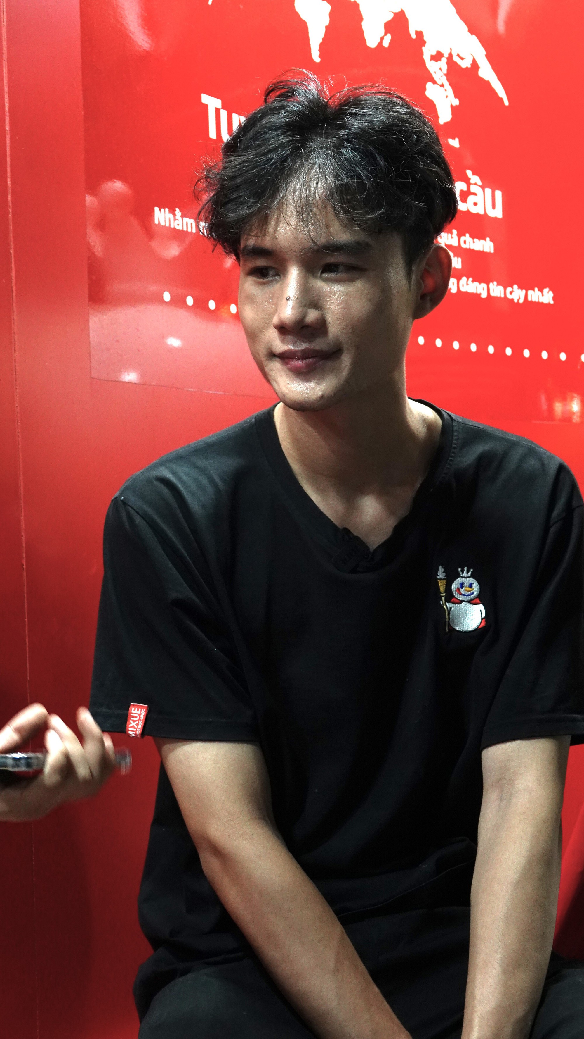 Chuyện sinh viên ở lại thành phố làm thêm dịp Tết: Phải "cày" để mua sách và đóng nốt tiền học phí- Ảnh 1. Chuyện sinh viên ở lại thành phố làm thêm dịp Tết: Phải "cày" để mua sách và đóng nốt tiền học phí- Ảnh 1.