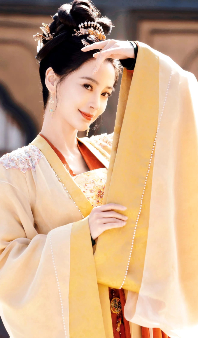 Đại chiến mỹ nhân cổ trang Hoa ngữ 2024: Lưu Thi Thi - Triệu Lệ Dĩnh đẹp nức nở, cô cuối tái xuất hậu phong sát - Ảnh 16.