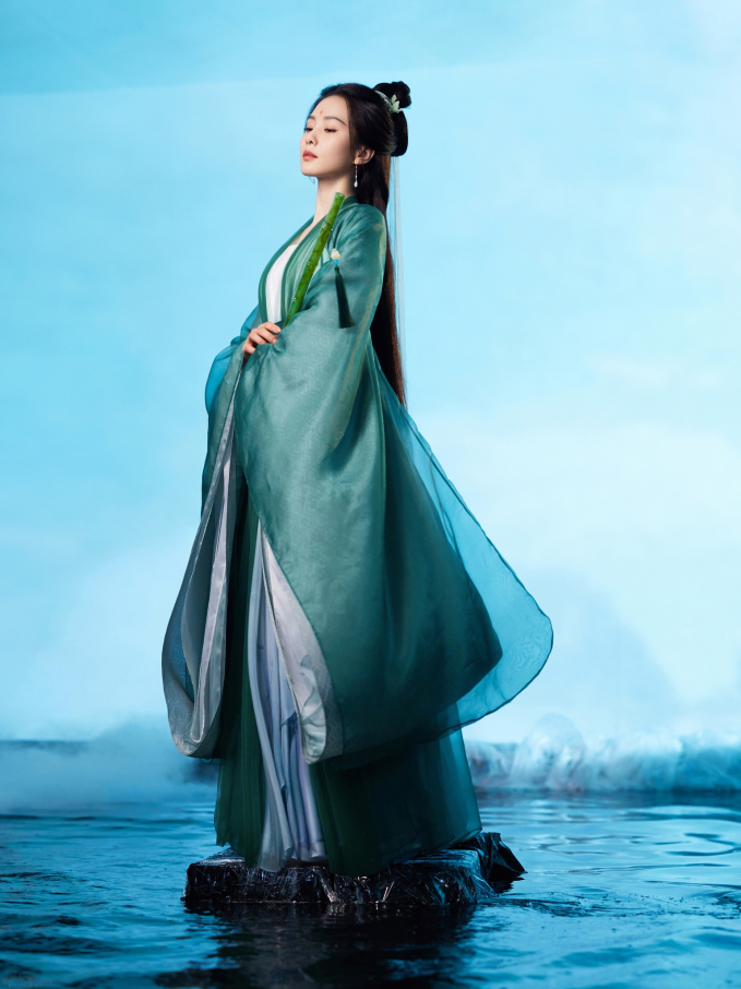 Đại chiến mỹ nhân cổ trang Hoa ngữ 2024: Lưu Thi Thi - Triệu Lệ Dĩnh đẹp nức nở, cô cuối tái xuất hậu phong sát - Ảnh 2.