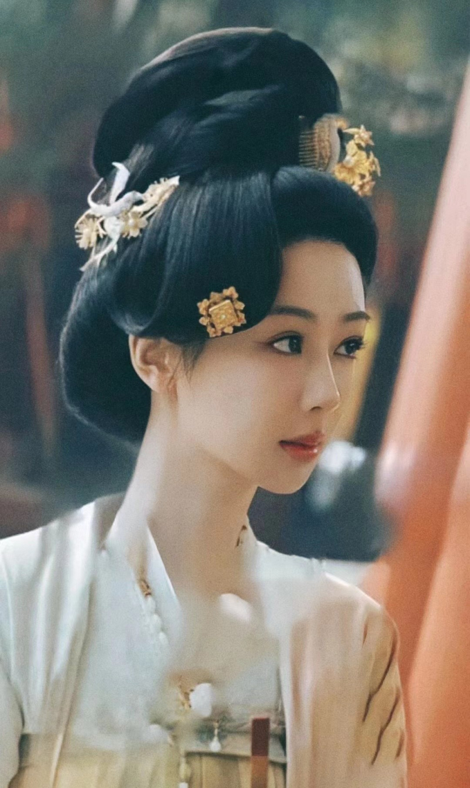 Đại chiến mỹ nhân cổ trang Hoa ngữ 2024: Lưu Thi Thi - Triệu Lệ Dĩnh đẹp nức nở, cô cuối tái xuất hậu phong sát - Ảnh 13.