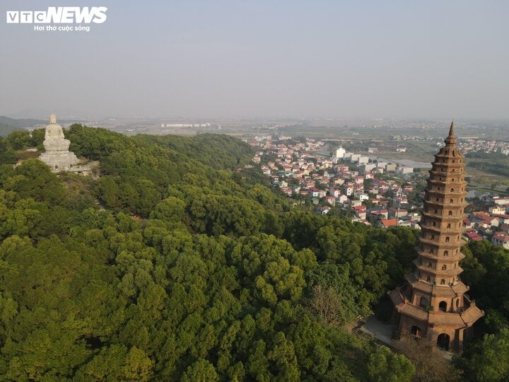 Đầu năm về Bắc Ninh tham quan các đền chùa cổ kính, linh thiêng - Ảnh 3.