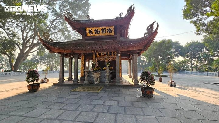 Đầu năm về Bắc Ninh tham quan các đền chùa cổ kính, linh thiêng - Ảnh 1.