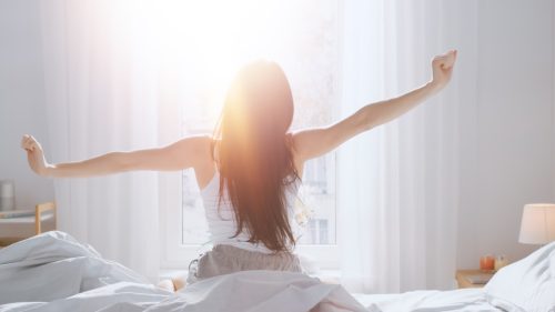 Nghiên cứu mới cho thấy 4 thói quen khi ngủ giúp bạn sống lâu hơn - Ảnh 2.