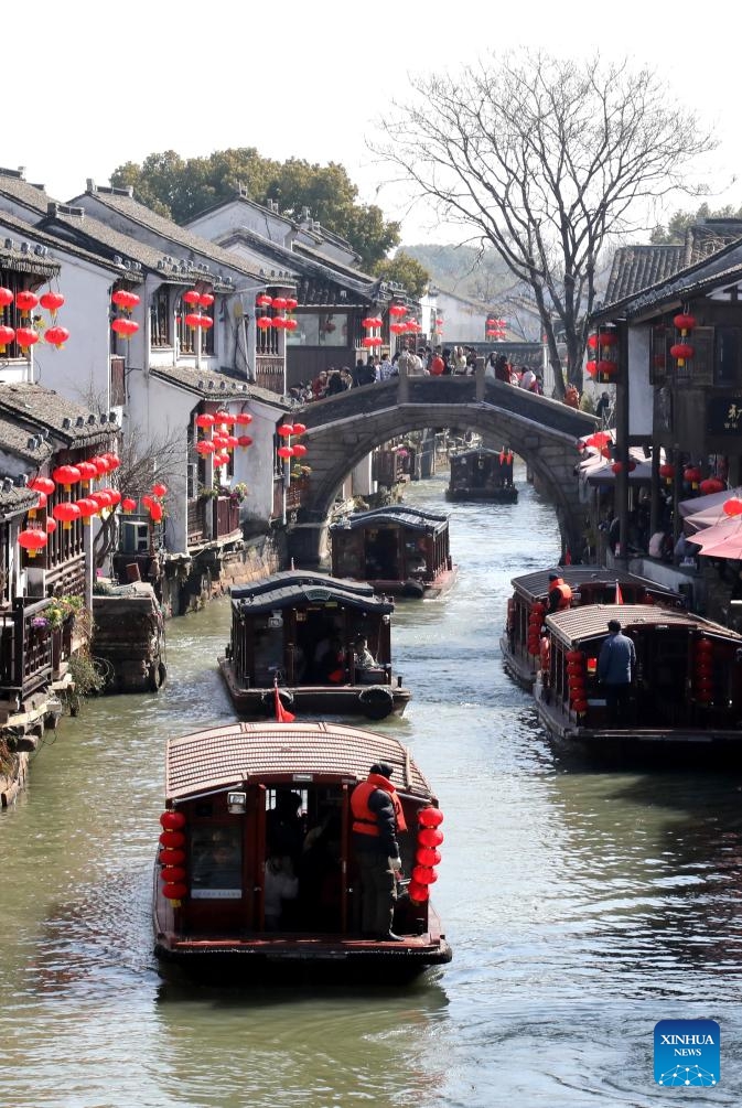 Trung Quốc những ngày du xuân: Hàng loạt lễ hội được tổ chức, biển người chật cứng đến check in gây choáng - Ảnh 11.