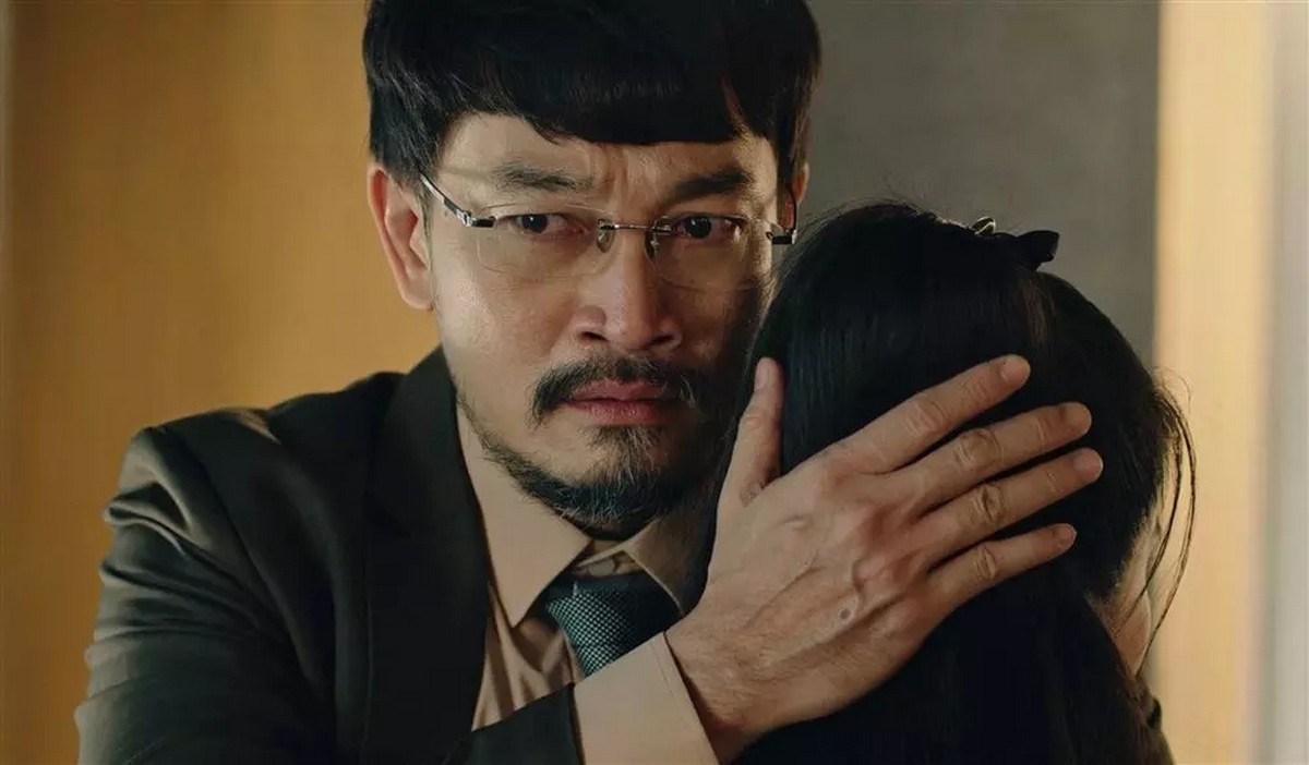Phim 18+ của Lê Hoàng: Cảnh nóng phản cảm, gây ức chế với khán giả - Ảnh 1.