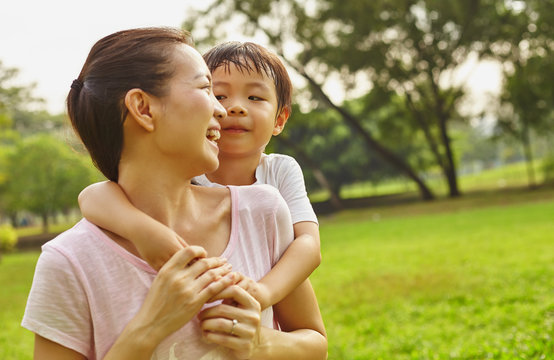 Người mẹ có 3 hành động này thì xin chúc mừng: Con không chỉ ngoan ngoãn mà còn tự tin, đi đâu cũng thành công- Ảnh 1. Người mẹ có 3 hành động này thì xin chúc mừng: Con không chỉ ngoan ngoãn mà còn tự tin, đi đâu cũng thành công- Ảnh 1.