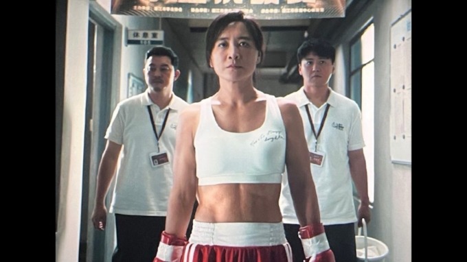 Phim Hoa ngữ dẫn đầu mùa Tết nhờ diễn viên giảm 50kg- Ảnh 4.