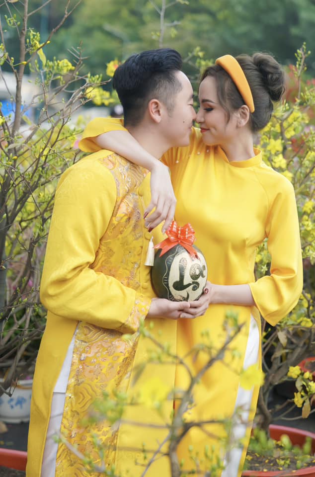 Hoa hậu Diễm Hương công khai chồng thứ 3 mới cưới, mối quan hệ con riêng với bố dượng thể hiện qua chi tiết này- Ảnh 3.