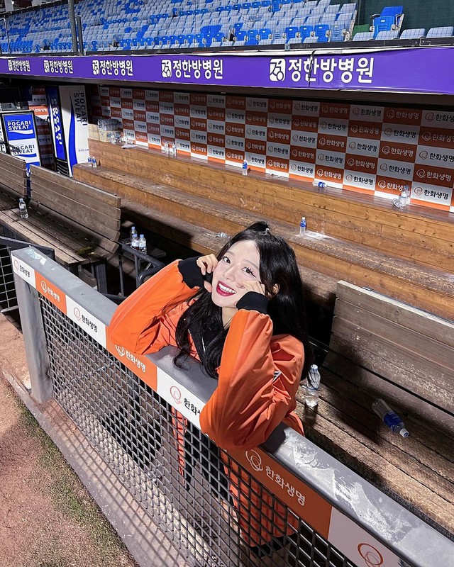 Nổi đ&igrave;nh đ&aacute;m v&igrave; tỏa s&aacute;ng hơn cả idol K-pop, nữ hoạt n&aacute;o vi&ecirc;n xinh đẹp nhất H&agrave;n Quốc b&acirc;y giờ ra sao? - Ảnh 5.