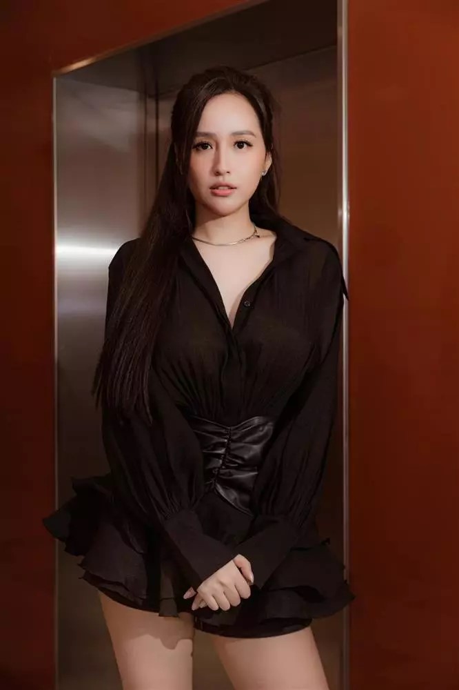 Hoa hậu Mai Phương Thúy đã giảm cân từ 71 kg bằng cách nào?  - Ảnh 1.