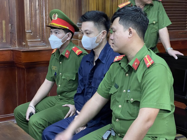Ngọc Trinh từ chối 1 luật sư b&agrave;o chữa - Ảnh 2.