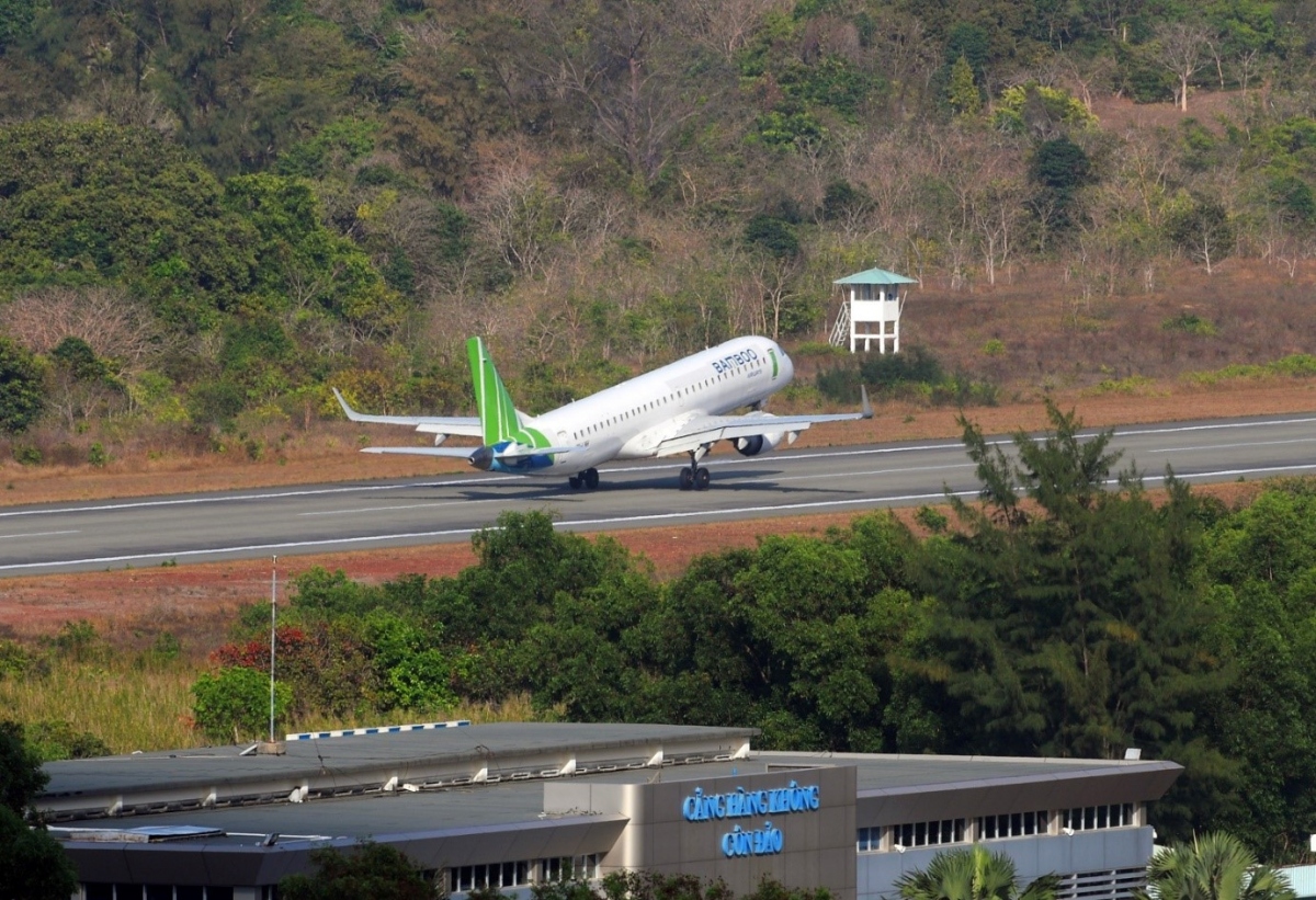 Bamboo Airways dừng đường bay thẳng Hà Nội - Côn Đảo - Ảnh 1.