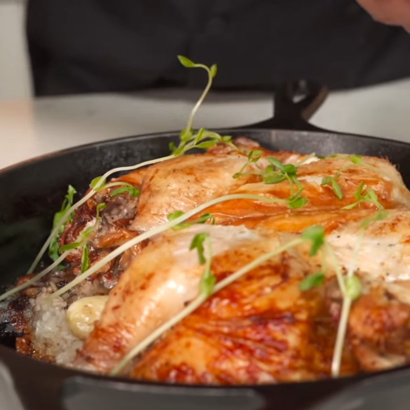 Mẹo l&agrave;m g&agrave; nướng nguy&ecirc;n con đơn giản tại nh&agrave; - Ảnh 15.