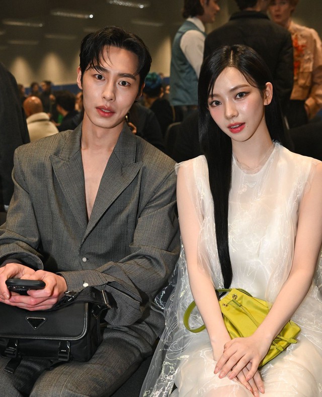 Bạn trai Karina: Tài tử đỗ 5 trường ĐH và được Hyun Bin nâng đỡ, nên duyên nữ thần AI nhờ điểm này - Ảnh 14. Bạn trai Karina: Tài tử đỗ 5 trường ĐH và được Hyun Bin nâng đỡ, nên duyên nữ thần AI nhờ điểm này - Ảnh 14.