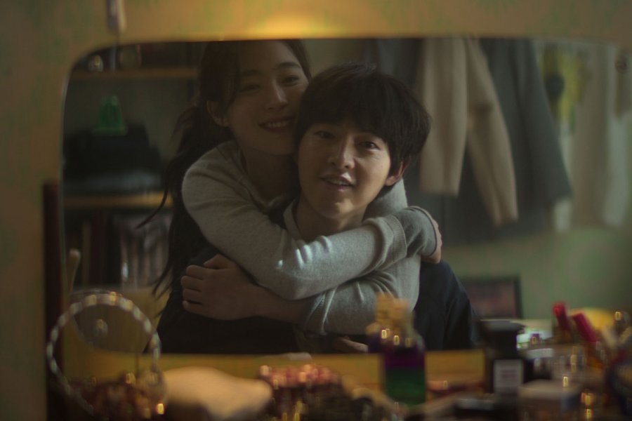 3 phim lãng mạn Hàn &quot;đỉnh chóp&quot; lên sóng tháng 3: Chờ đại tiệc diễn xuất từ Song Joong Ki- Ảnh 2.