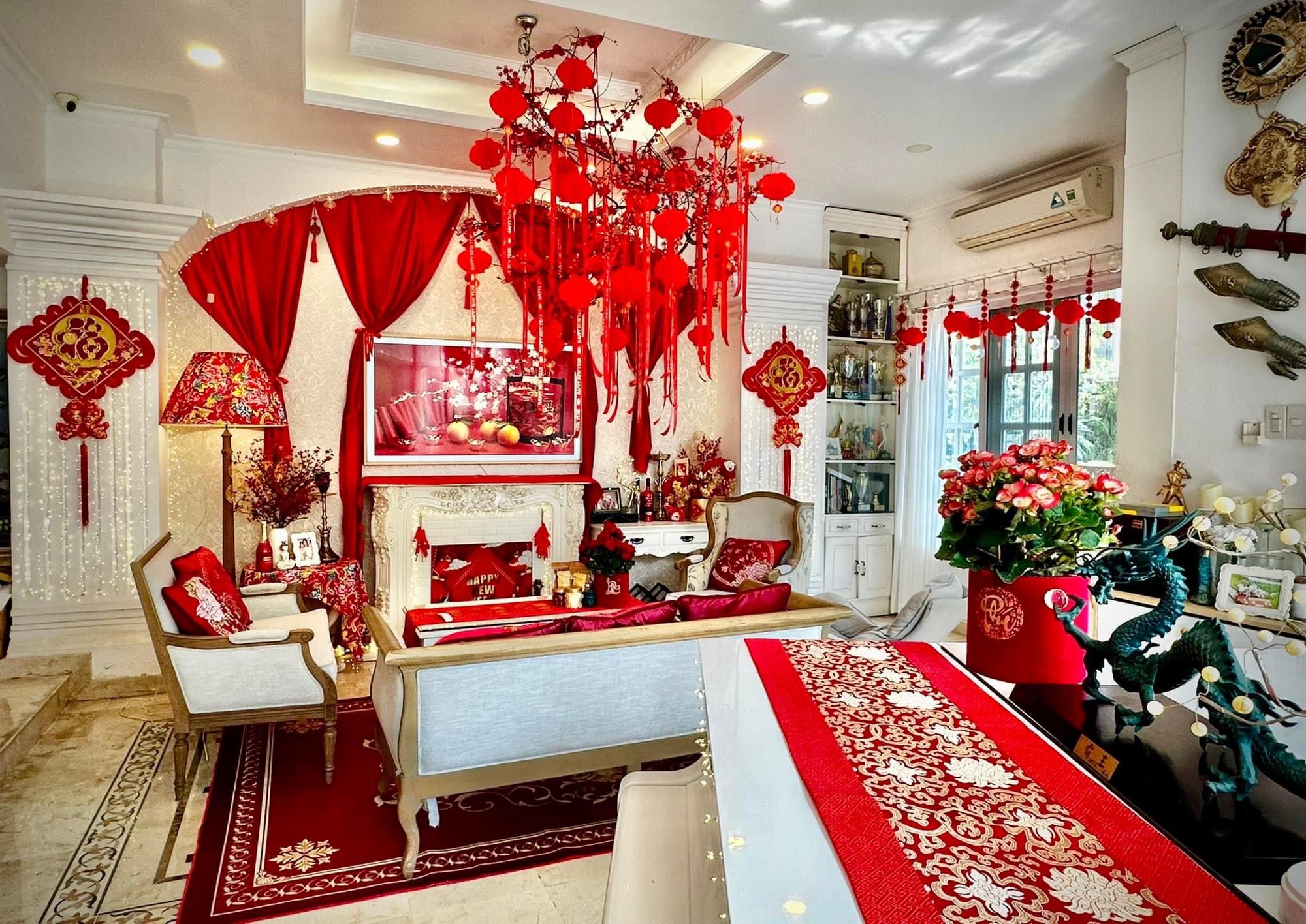 Siêu mẫu Vbiz trang hoàng biệt thự đón Tết, không gian rộng rãi sang trọng gây choáng- Ảnh 8.