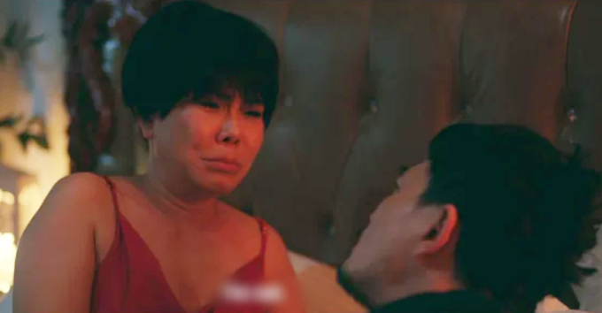 Review nhanh phim Tết của Lê Hoàng - Việt Hương: Cảnh nóng dày đặc gây đỏ mặt - Ảnh 4.
