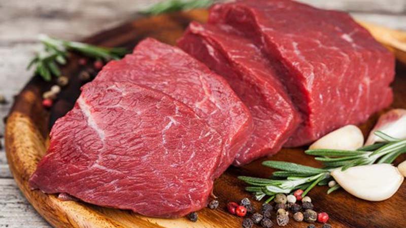 Thịt đỏ có tốt cho sức khỏe không? Lời khuyên của chuyên gia về chuyện ăn thịt đỏ với phụ nữ - Ảnh 2.