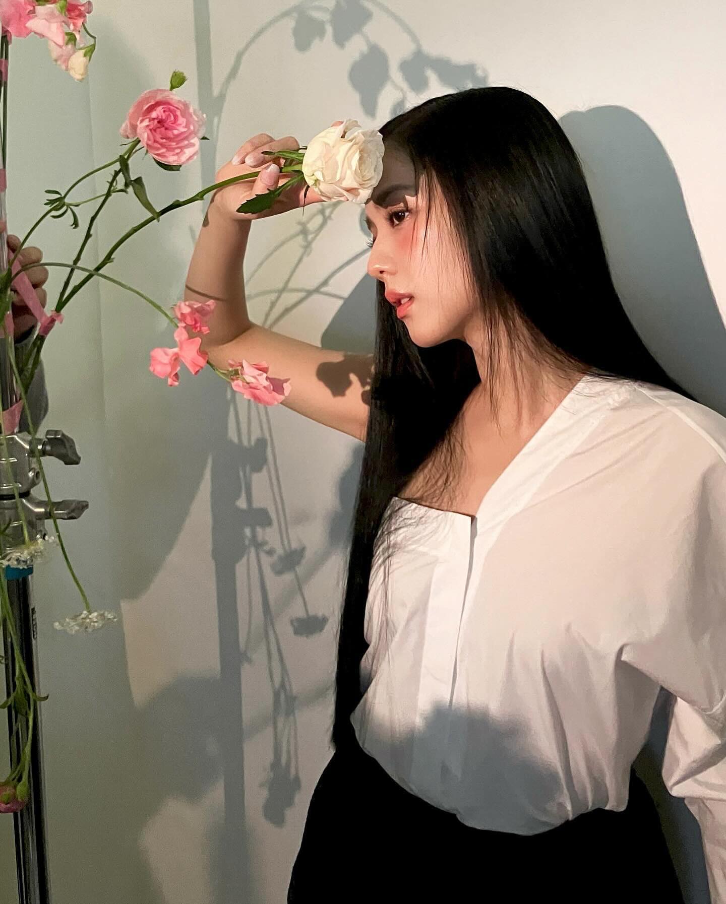 Dazed Korea bật mí hậu trường buổi shooting với Jisoo: Chuyên nghiệp cỡ này chẳng trách ai cũng cưng- Ảnh 9.