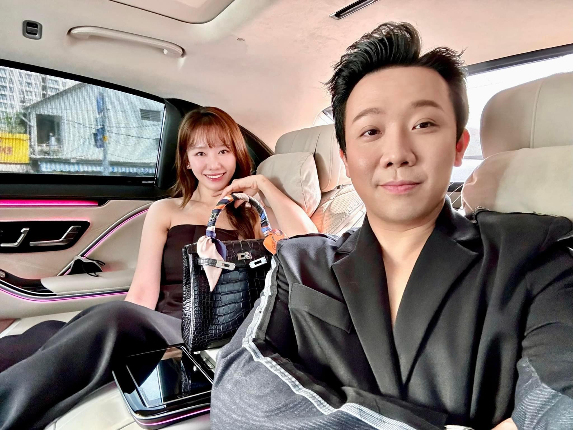 Trấn Thành khó hiểu khi Hari Won đòi chụp ảnh cưới kỷ niệm 7 năm, hoá ra vì lý do không ai ngờ đến!- Ảnh 4. Trấn Thành khó hiểu khi Hari Won đòi chụp ảnh cưới kỷ niệm 7 năm, hoá ra vì lý do không ai ngờ đến!- Ảnh 4.