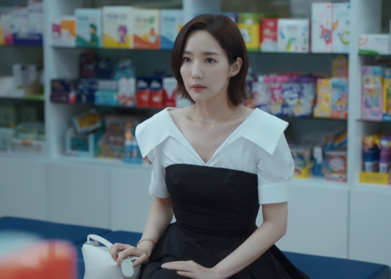 Hậu ''lột xác'' trong Cô Đi Mà Lấy Chồng Tôi, thời trang công sở của Park Min Young được chị em rần rần học hỏi- Ảnh 10.