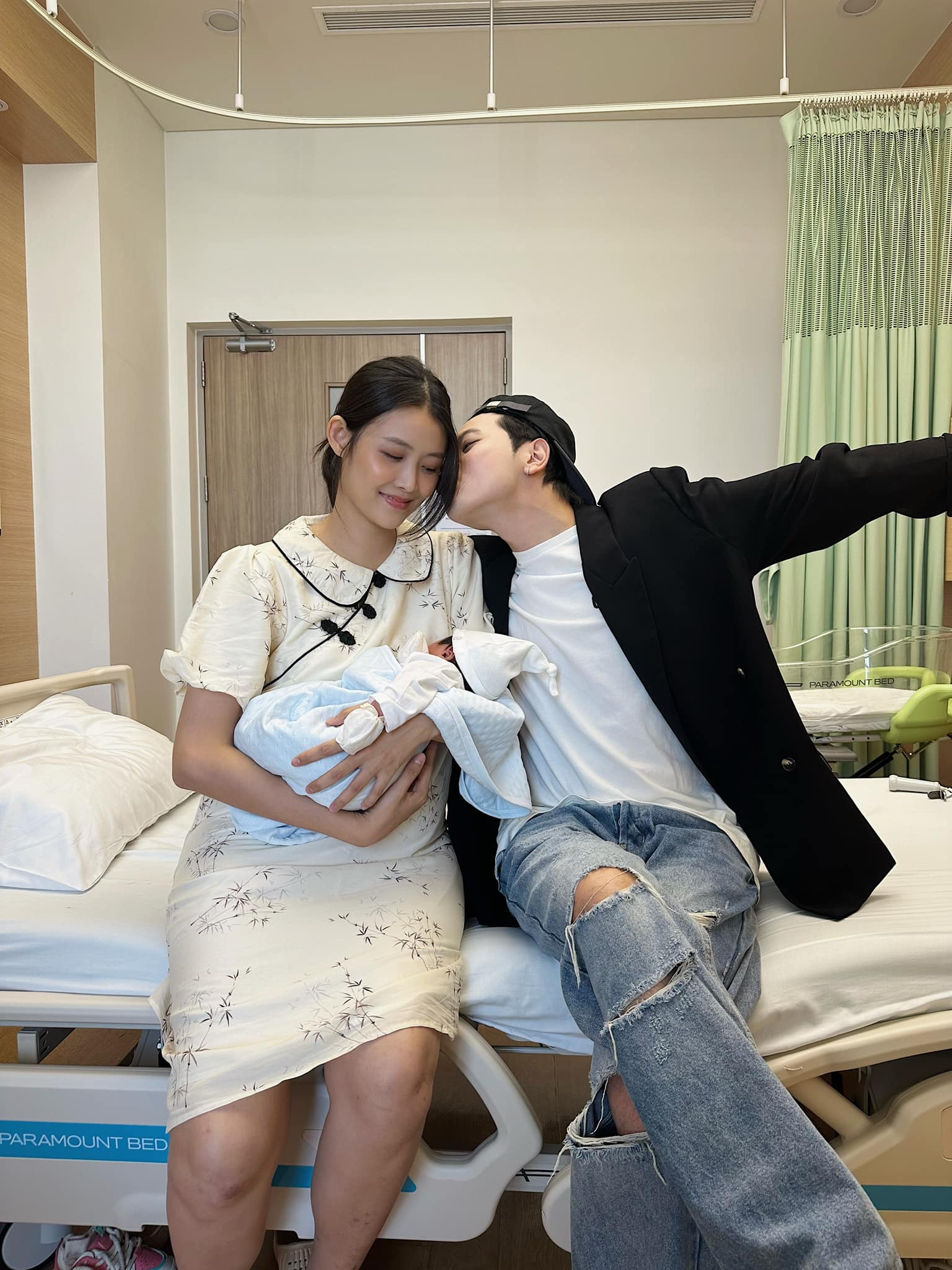 Trương Mỹ Nhân hé lộ cuộc sống hậu "vượt cạn", được Phí Ngọc Hưng yêu chiều hết mực- Ảnh 2. Trương Mỹ Nhân hé lộ cuộc sống hậu "vượt cạn", được Phí Ngọc Hưng yêu chiều hết mực- Ảnh 2.