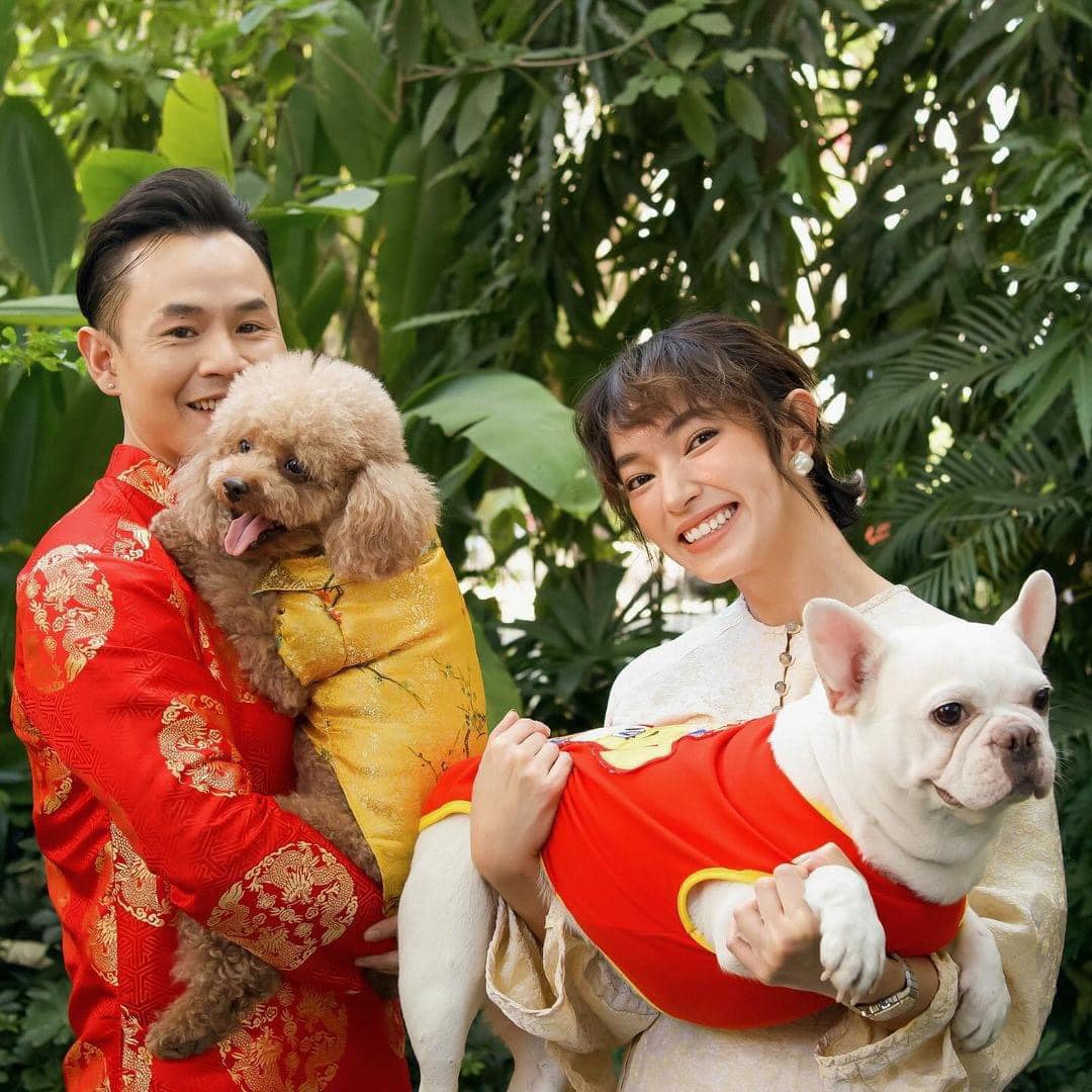 Châu Bùi đăng tải bộ ảnh đón Tết hạnh phúc bên Binz cùng cún cưng được chụp trước vụ tai nạn đáng tiếc- Ảnh 1.