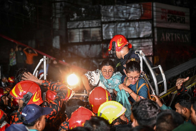 Hiện trường vụ hỏa hoạn nhấn chìm trung tâm mua sắm: Ít nhất 43 người chết, nhiều thi thể khó nhận dạng- Ảnh 6.