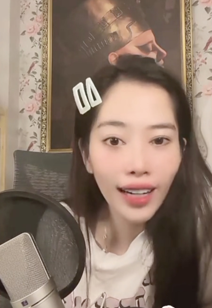Sau khi bị phạt 37,5 triệu đồng, Nam Em xóa các bài đăng và khoá bình luận trên trang thường livestream - Ảnh 3. Sau khi bị phạt 37,5 triệu đồng, Nam Em xóa các bài đăng và khoá bình luận trên trang thường livestream - Ảnh 3.