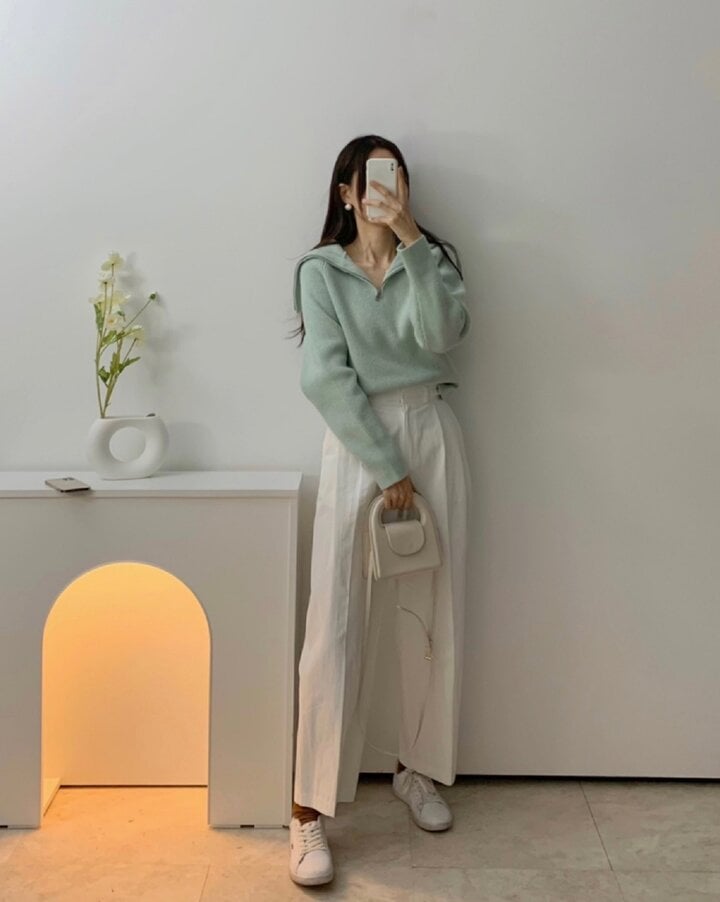 Gợi ý loạt oufit sang xịn mịn với quần âu giúp quý cô công sở tỏa sáng - Ảnh 4. Gợi ý loạt oufit sang xịn mịn với quần âu giúp quý cô công sở tỏa sáng - Ảnh 4.