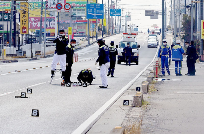 Vụ em bé người Việt ở Nhật bị xe cán tử vong: Tiết lộ lời khai sốc của tài xế gây tai nạn, lý do nạn nhân lao ra đường - Ảnh 1.