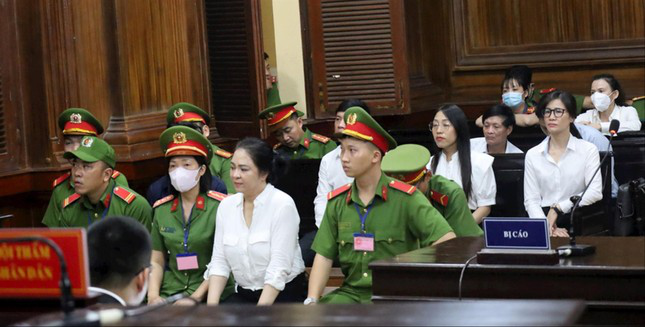 Xét xử phúc thẩm vụ bà Nguyễn Phương Hằng - Ảnh 1.