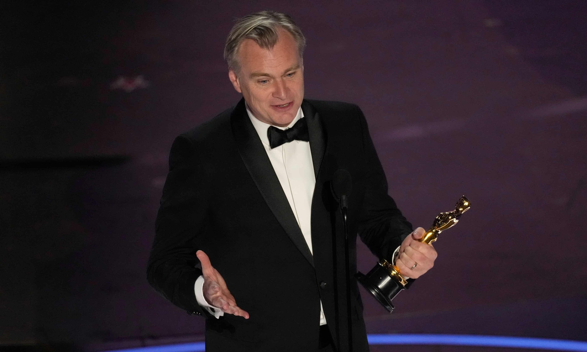 'Oppenheimer' chiến thắng vang dội, Emma Stone mang tượng vàng Oscar thứ hai về nhà - Ảnh 19.