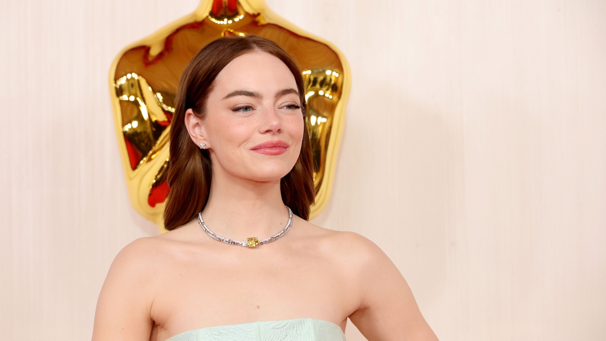 'Oppenheimer' chiến thắng vang dội, Emma Stone mang tượng vàng Oscar thứ hai về nhà - Ảnh 20.