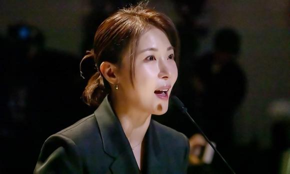 Ha Ji Won bất ngờ xin lỗi giữa lễ cưới của cặp diễn viên hài đình đám, nguyên nhân vì đâu?- Ảnh 3.