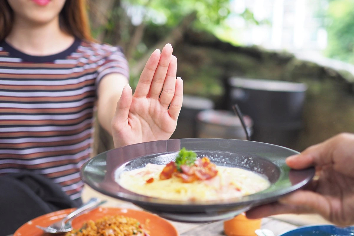 Người tuổi thọ ngắn thường mang đặc điểm này khi ăn uống: Nếu không có cái nào thì xin chúc mừng   - Ảnh 1.